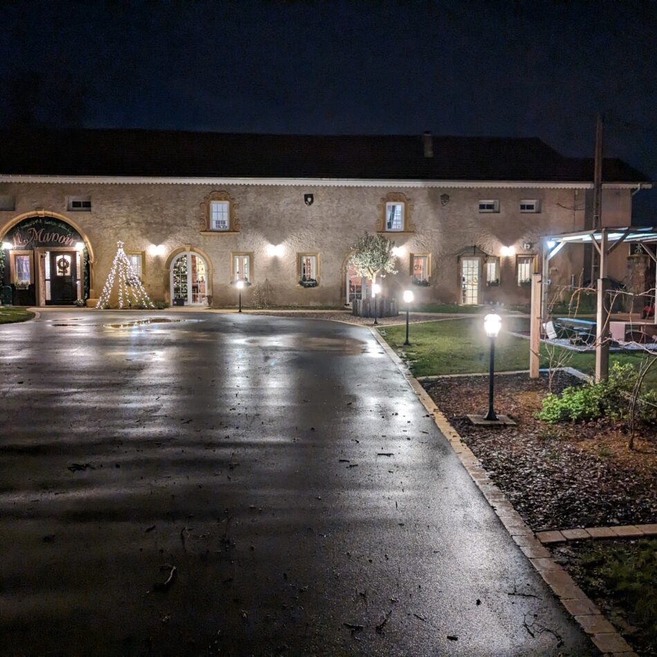 PXL_20231224_164845482